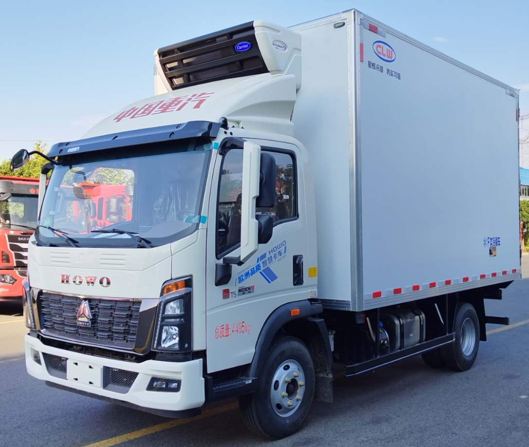 （4米）重汽豪沃T5宽体冷藏车价格